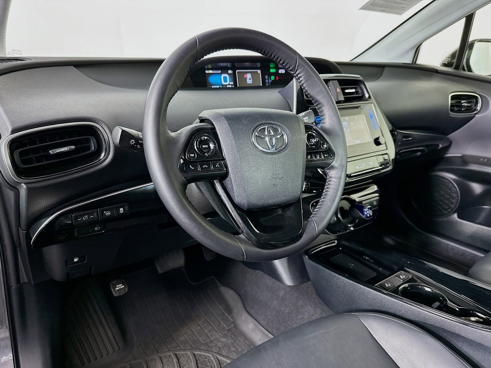 Used 2019 Toyota Prius XLE AWD/4WD image 9