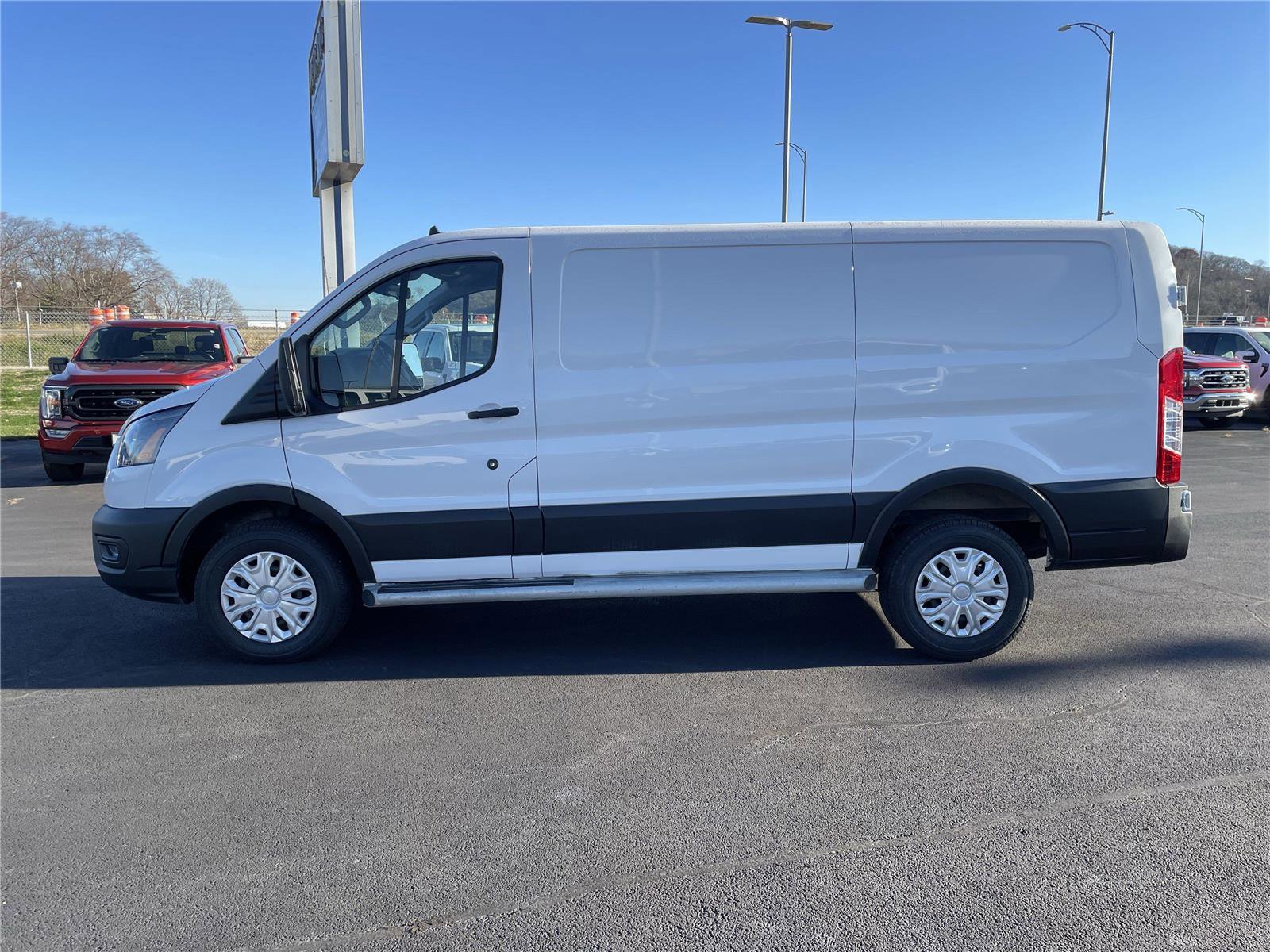 Used 2024 Ford Transit 250 Low Roof w/ Exterior Upgrade Package RWD image 2