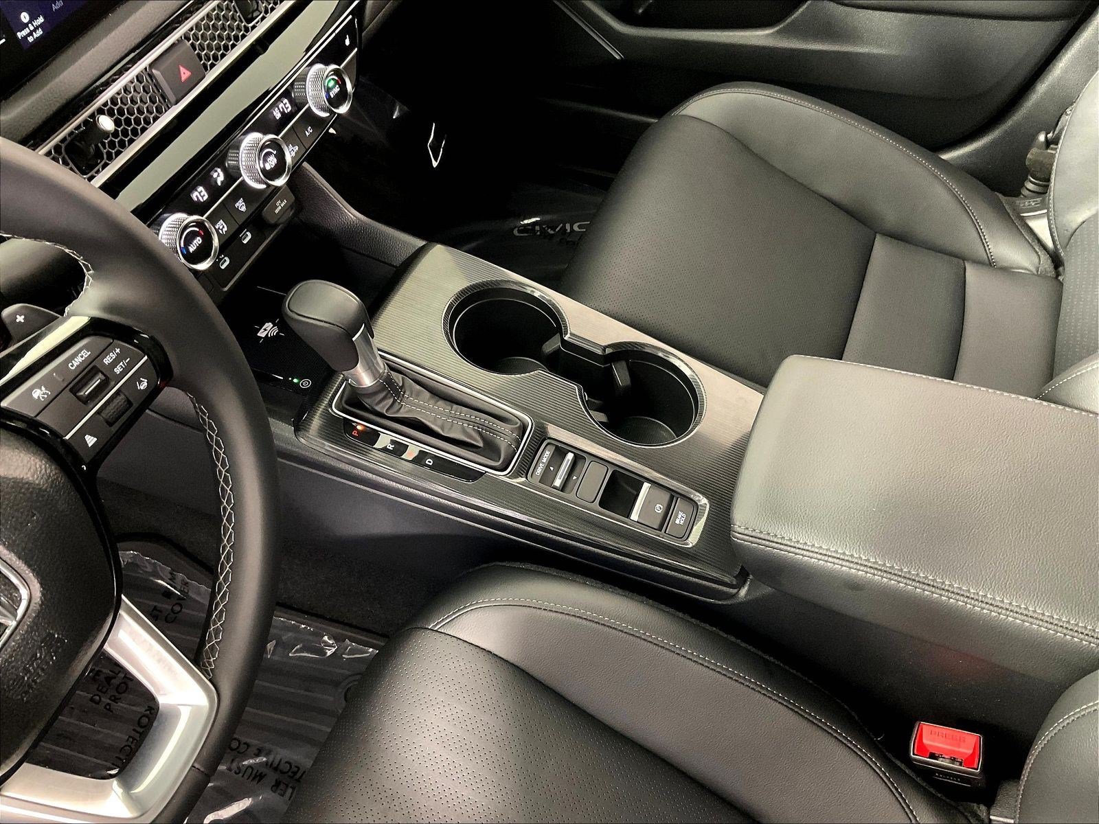 Used 2025 Honda Civic Sport image 17