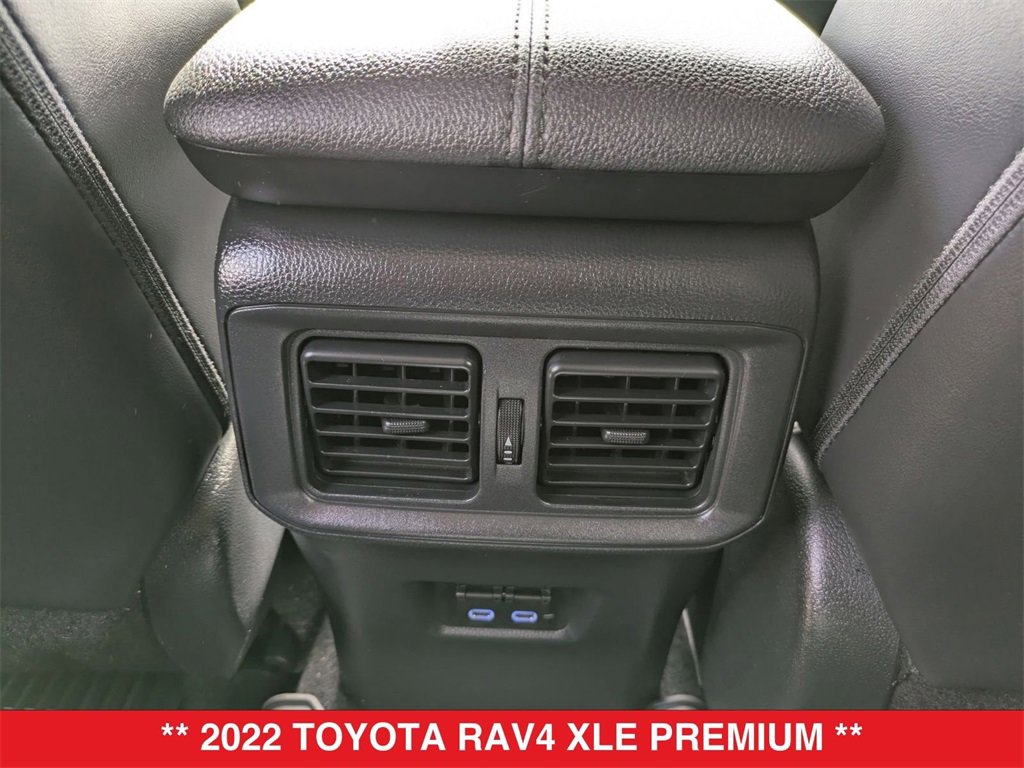 Used 2022 Toyota RAV4 XLE Premium image 73