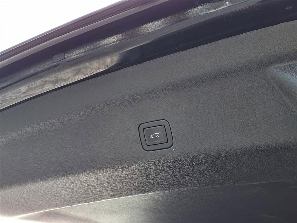 Certified 2024 GMC Yukon XL Denali Ultimate image 34