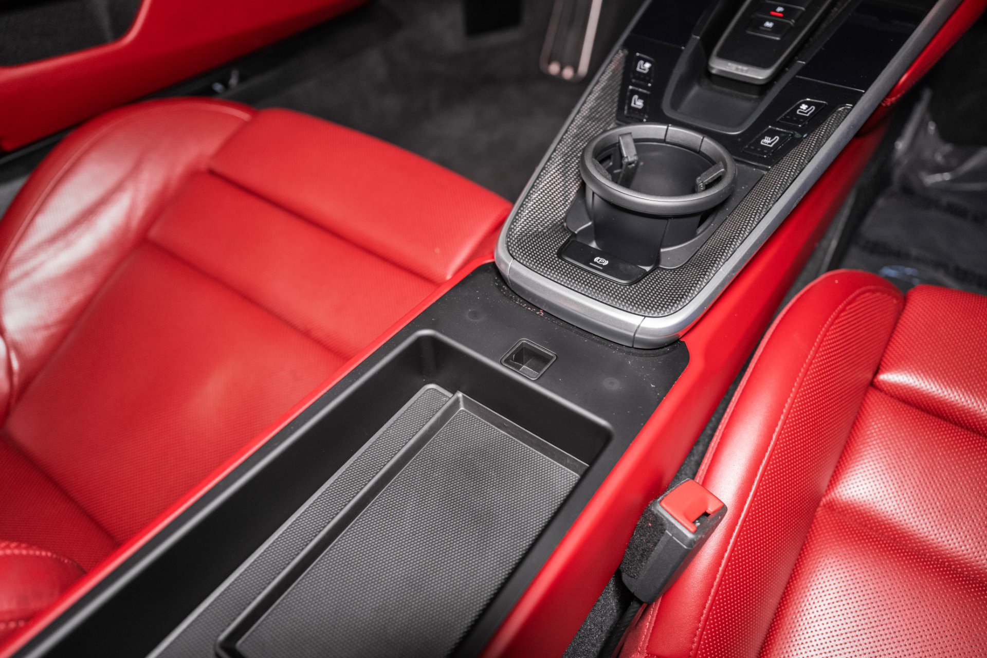 Used 2022 Porsche 911 Turbo S image 42