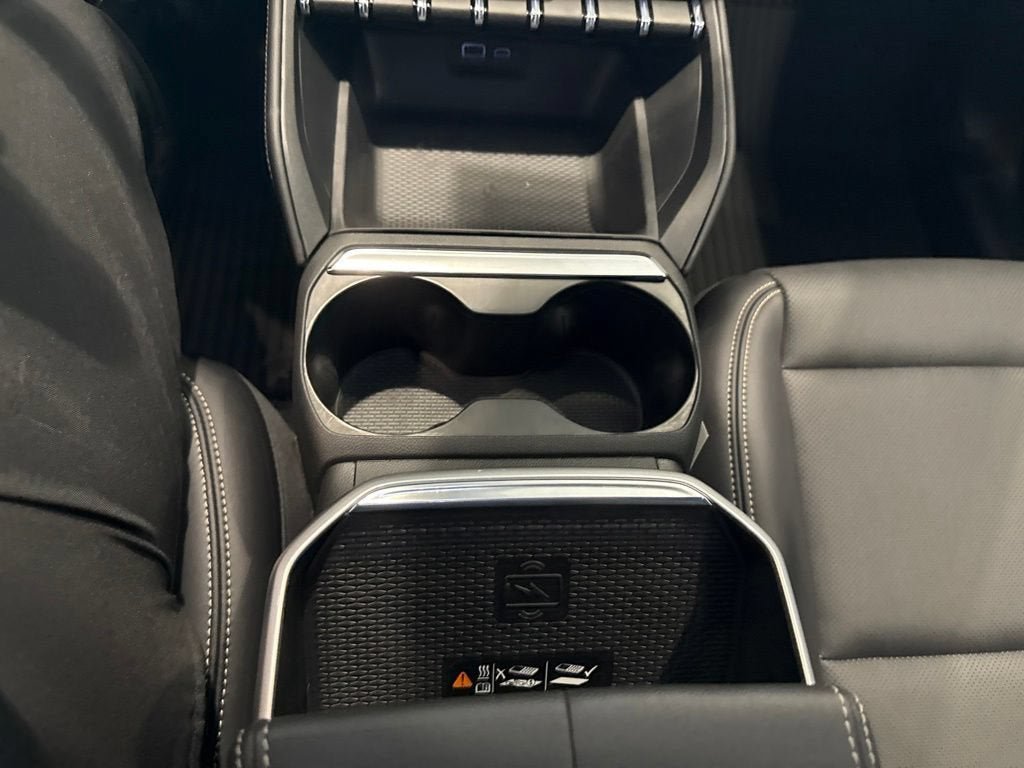 New 2027 GMC Terrain Elevation w/ Elevation Premium Package AWD/4WD image 27