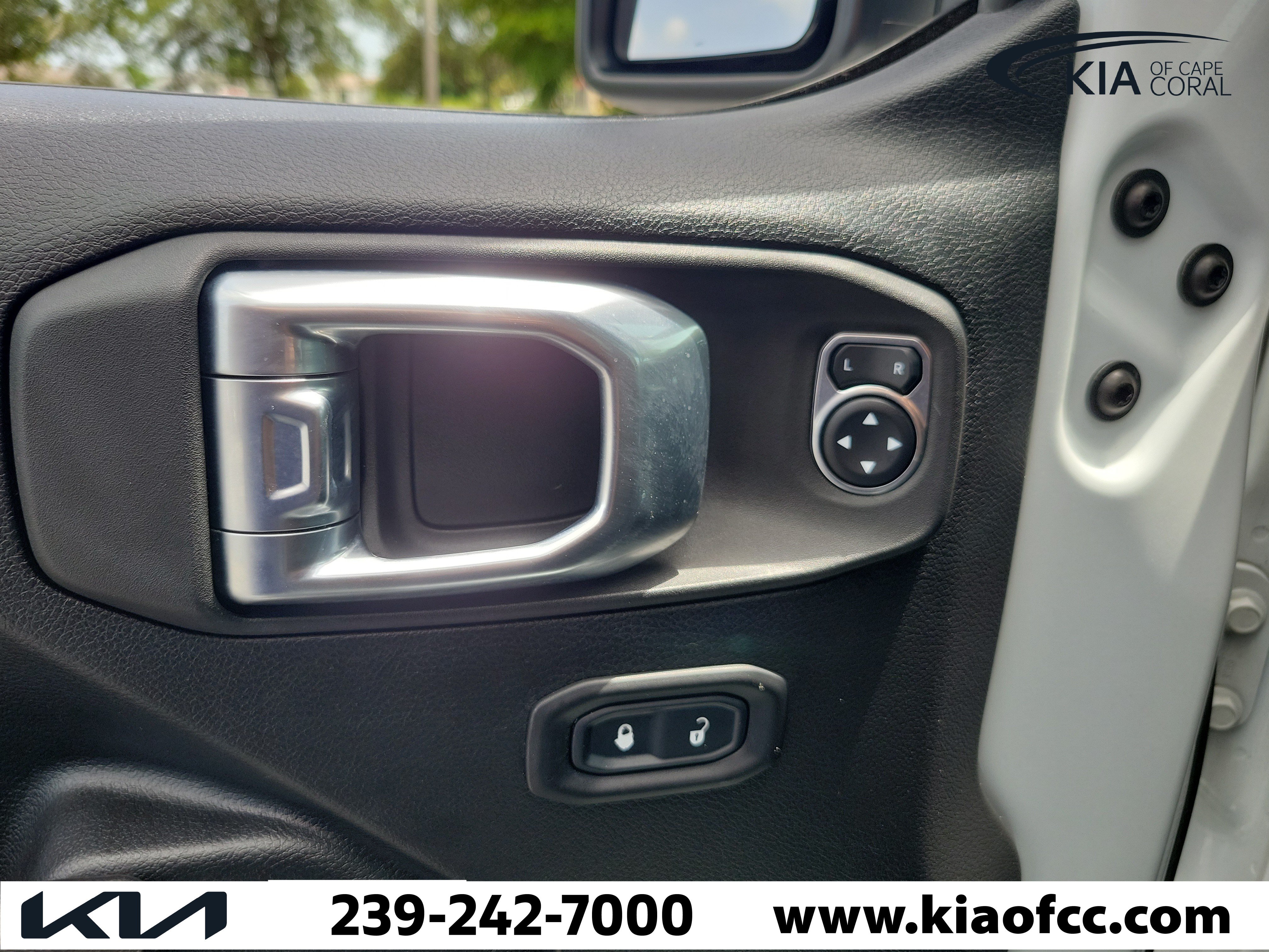 Used 2021 Jeep Wrangler Unlimited Sport AWD/4WD image 21