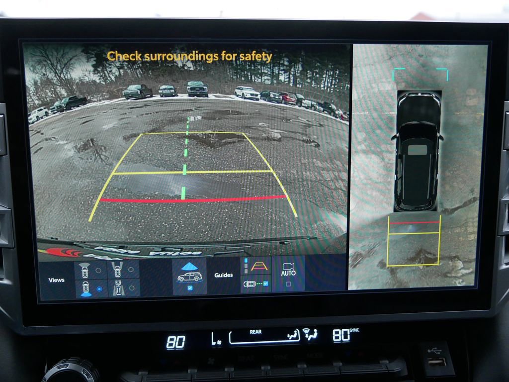 Used 2025 Toyota Sequoia Platinum AWD/4WD image 26