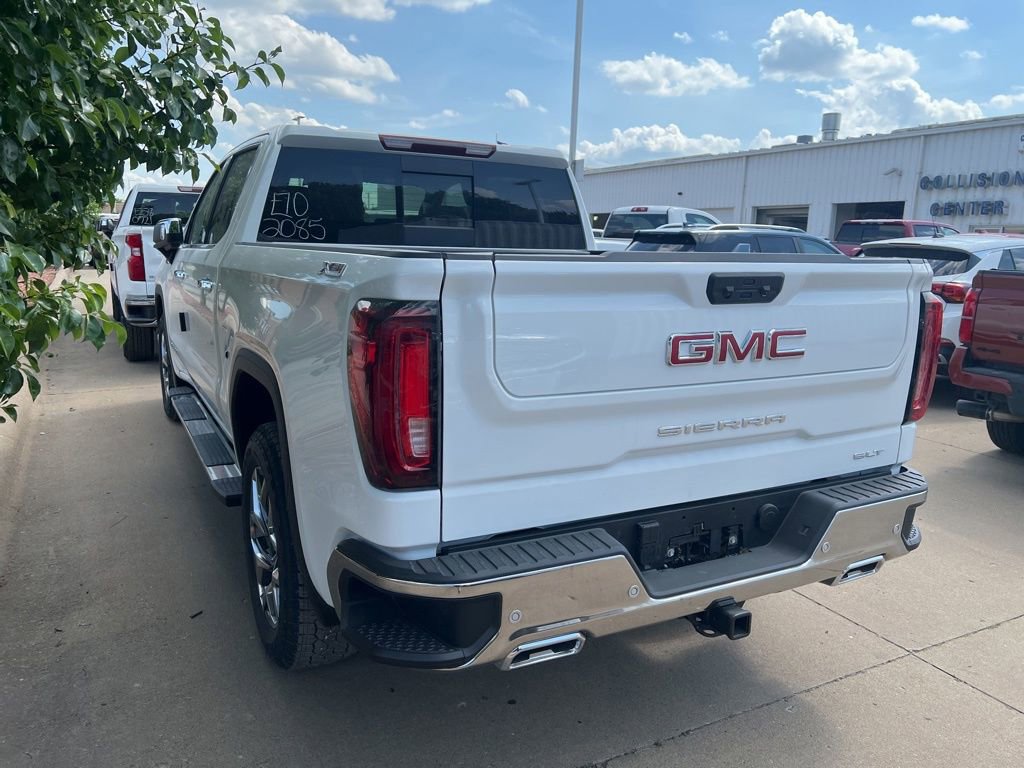 New 2026 GMC Sierra 1500 SLT AWD/4WD image 4