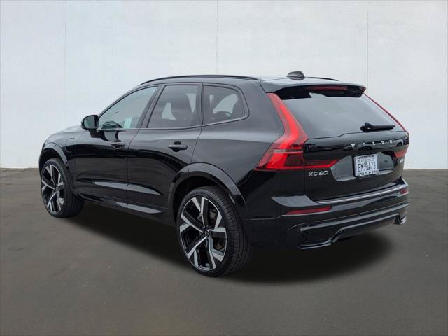 Used 2026 Volvo XC60 T8 Ultra w/ Climate Package PRO AWD/4WD image 3