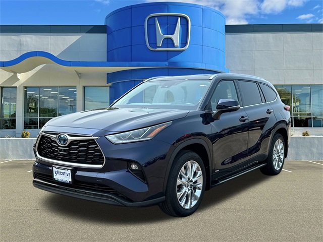 Used 2023 Toyota Highlander Limited image 5