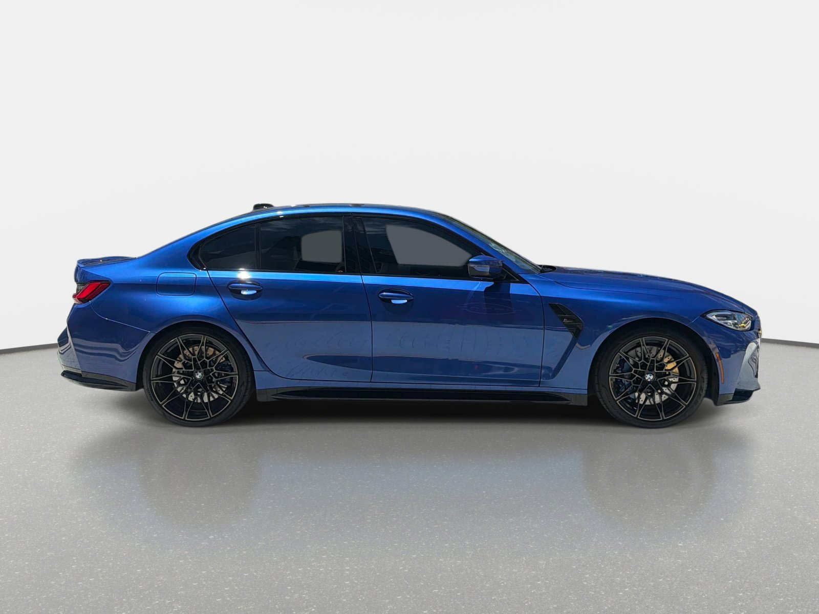 Used 2022 BMW M3 Competition w/ Executive Package image 2