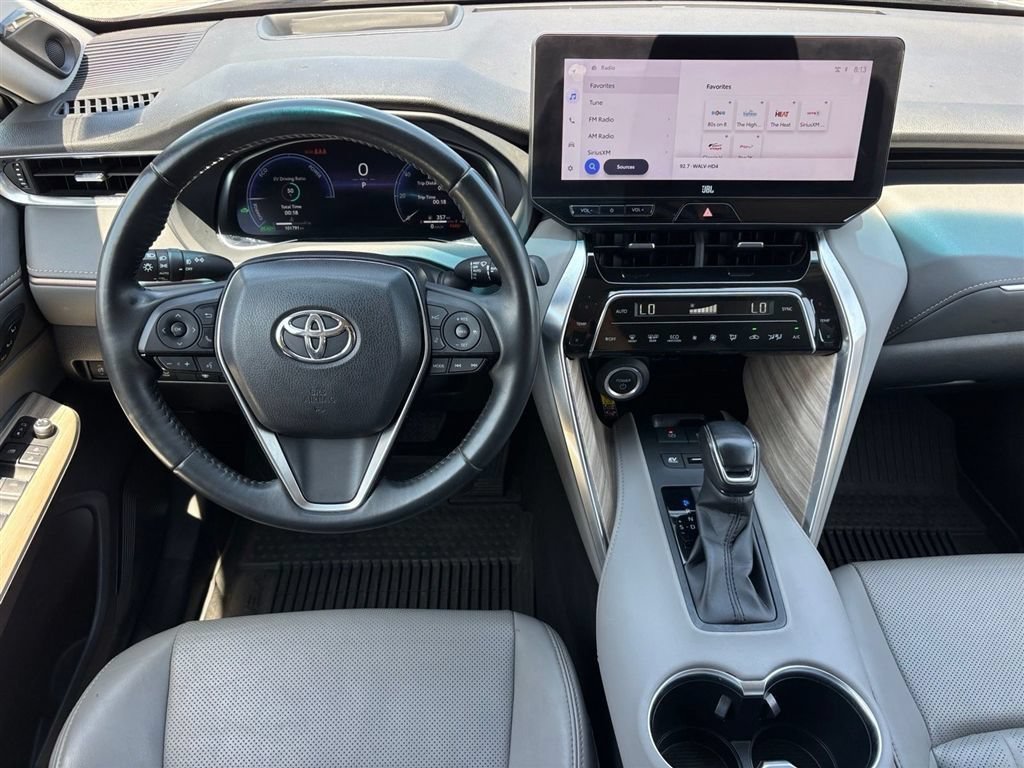 Used 2023 Toyota Venza Limited AWD/4WD image 19