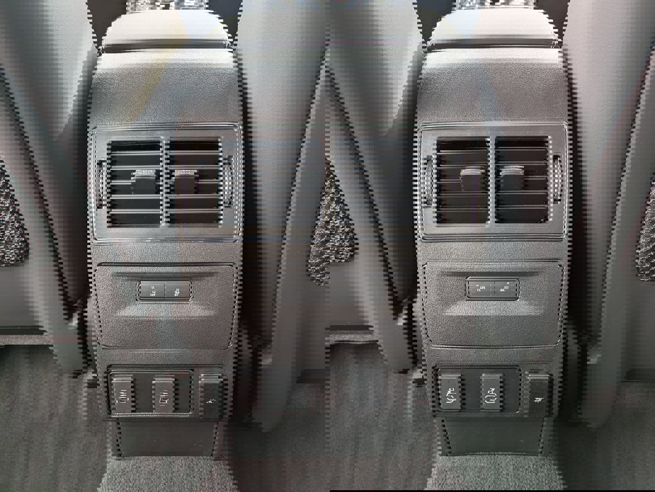 New 2026 Jaguar F-PACE R-Dynamic S image 23