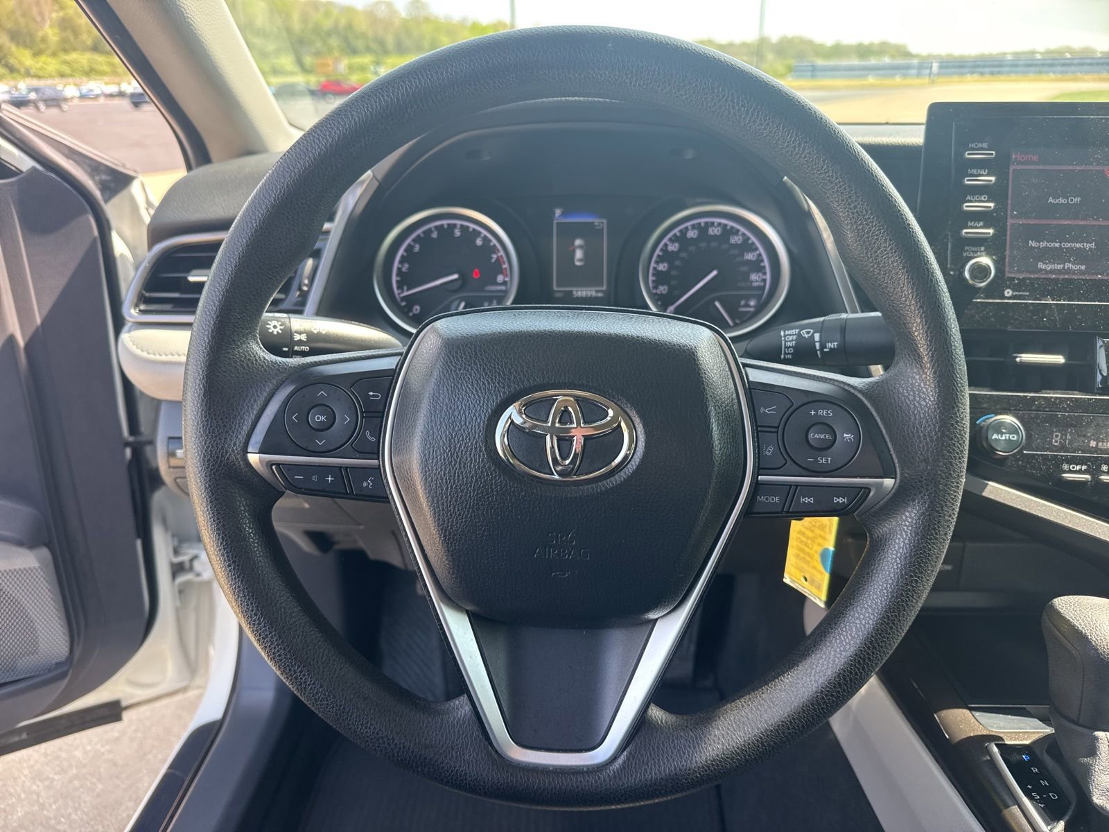 Used 2024 Toyota Camry LE FWD image 17