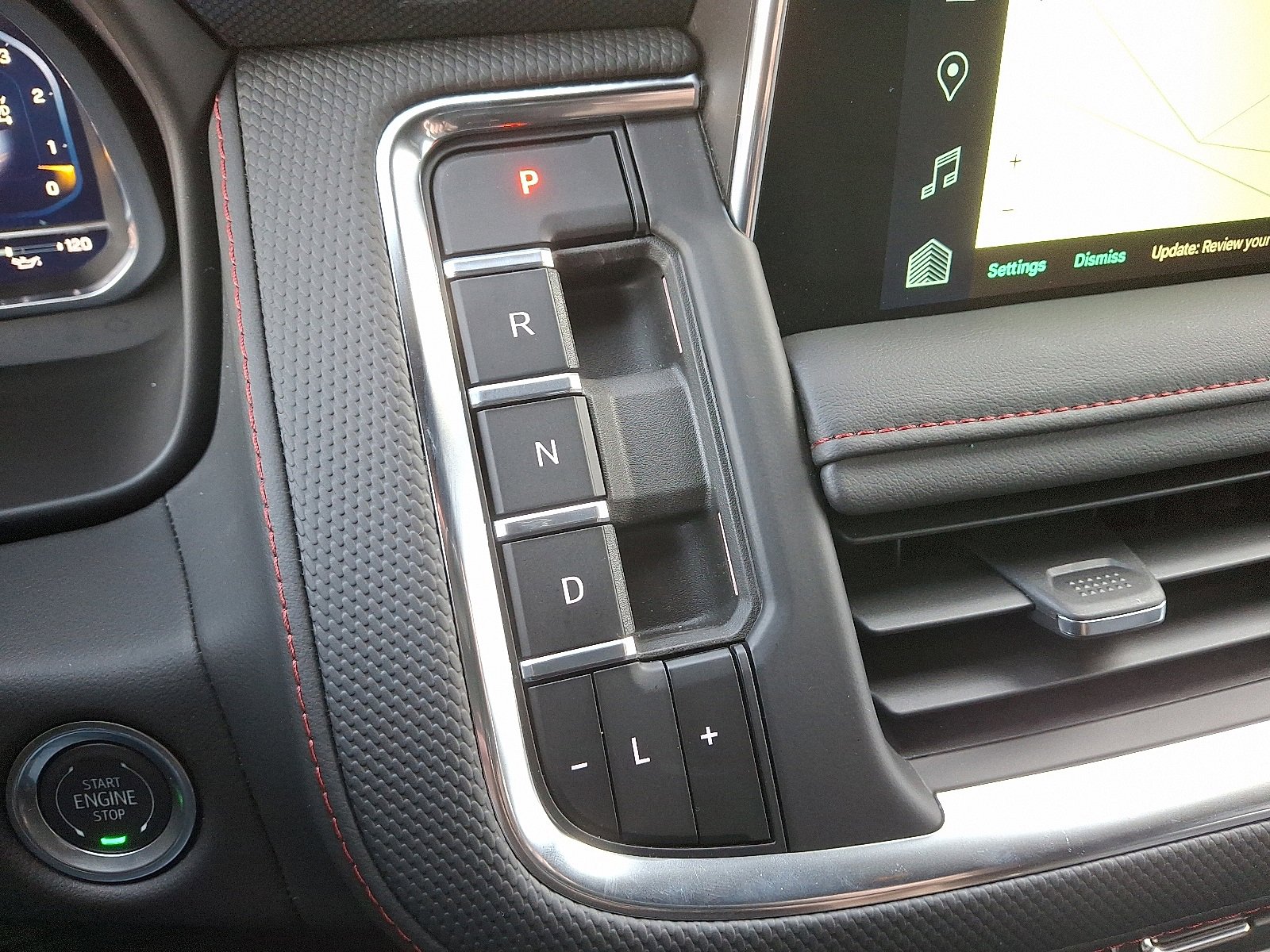 Certified 2024 Chevrolet Tahoe RST w/ RST Performance Edition image 15