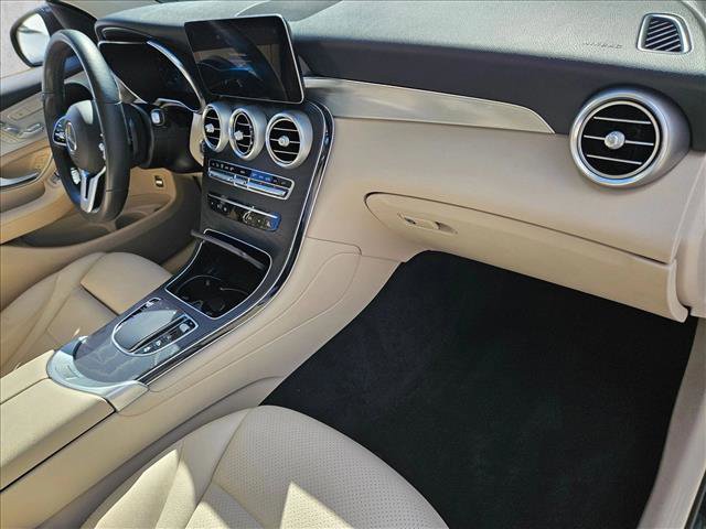 Used 2022 Mercedes-Benz GLC 300 image 20