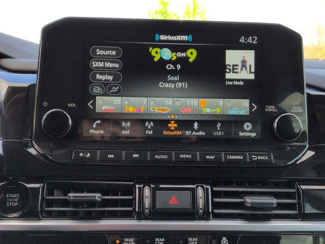 Certified 2025 Nissan Pathfinder SL image 23