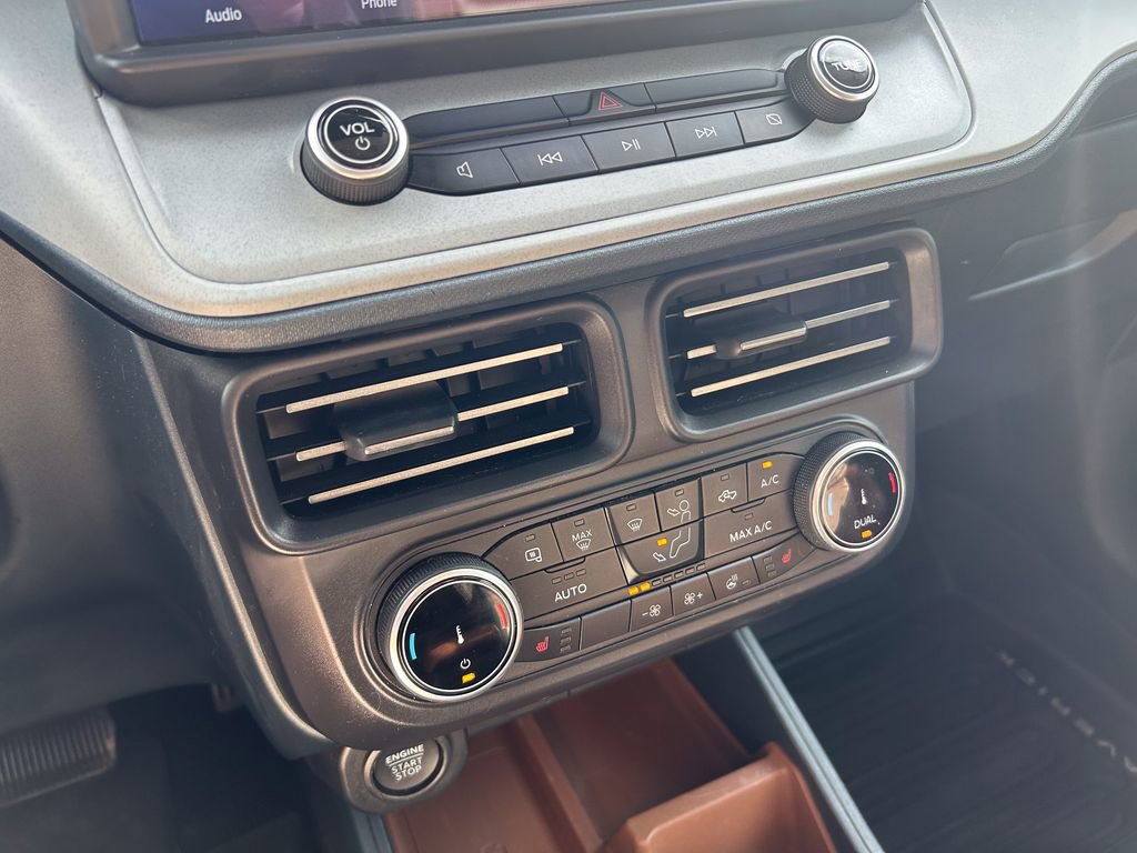 Used 2022 Ford Maverick Lariat w/ Lariat Luxury Package image 24