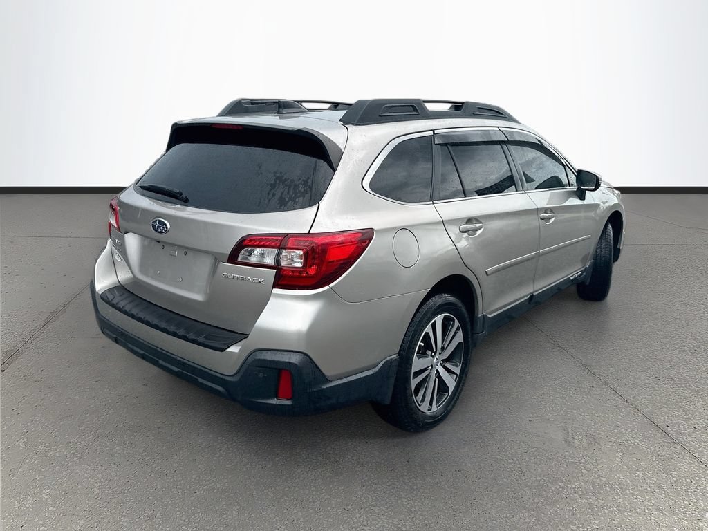 Used 2018 Subaru Outback 2.5i Limited AWD/4WD image 7