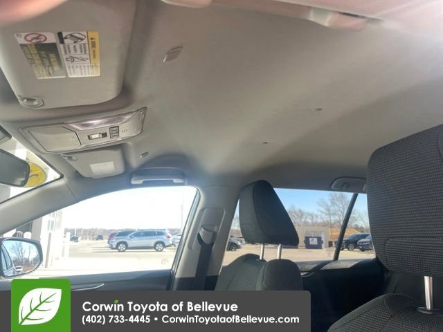 Used 2023 Toyota RAV4 LE image 18