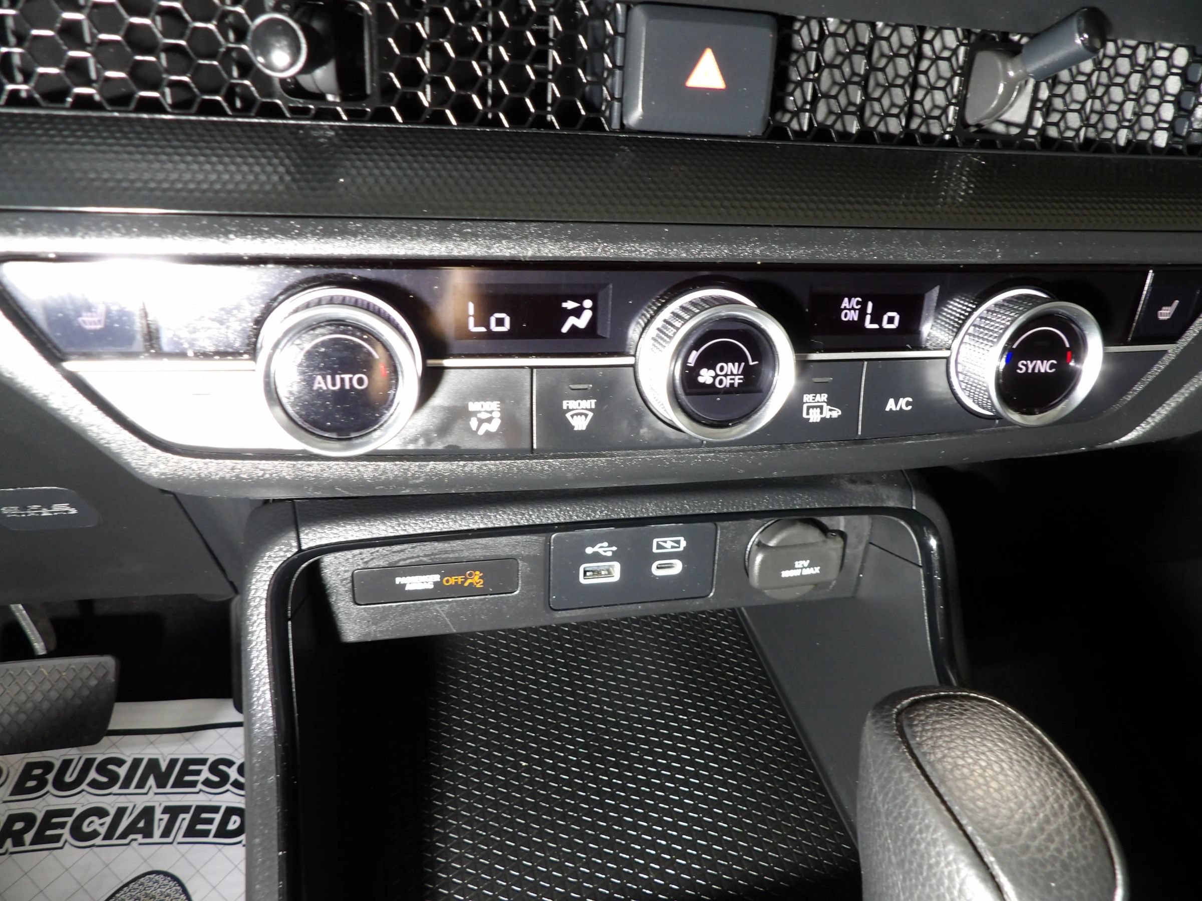 Used 2025 Honda CR-V EX image 16
