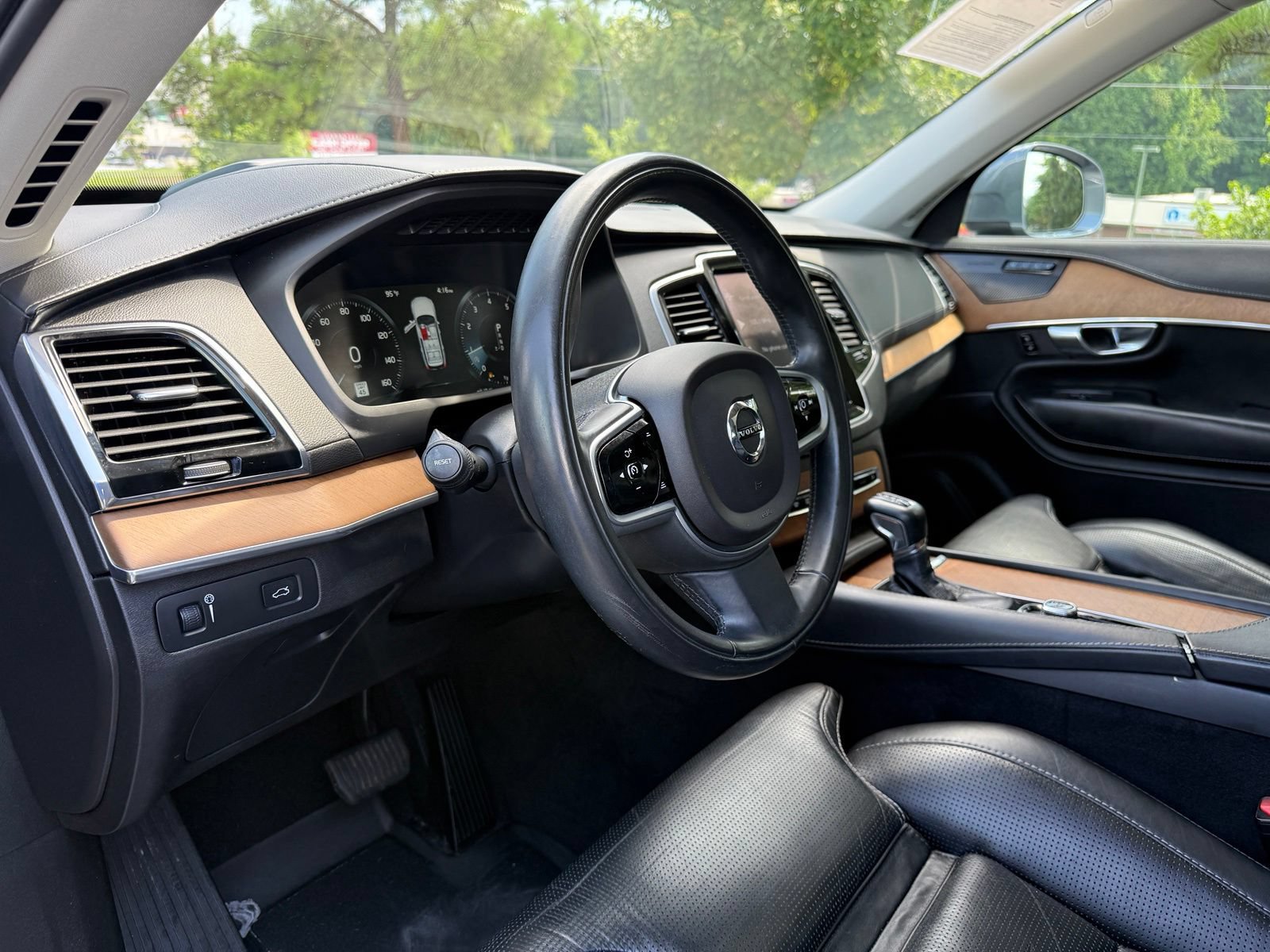 Used 2019 Volvo XC90 T6 Inscription w/ Advanced Package AWD/4WD image 22