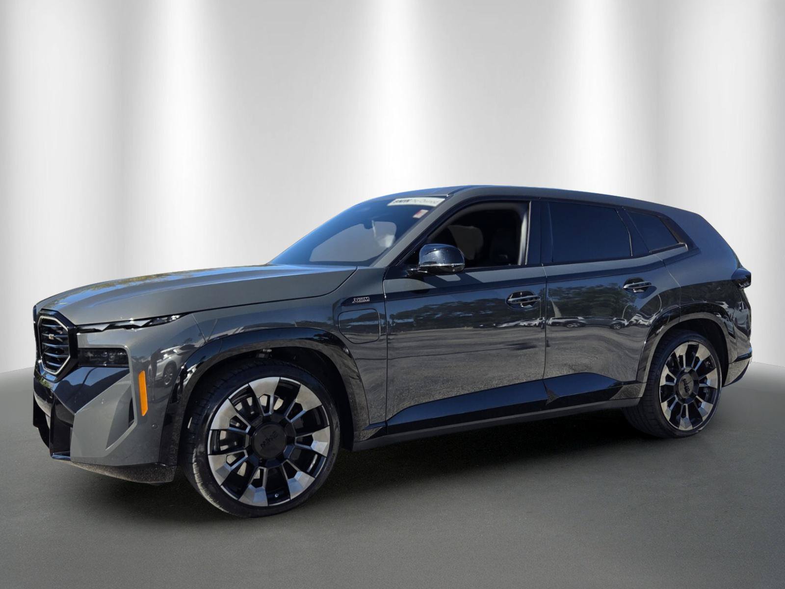 Used 2023 BMW XM w/ M Driver's Package AWD/4WD image 3