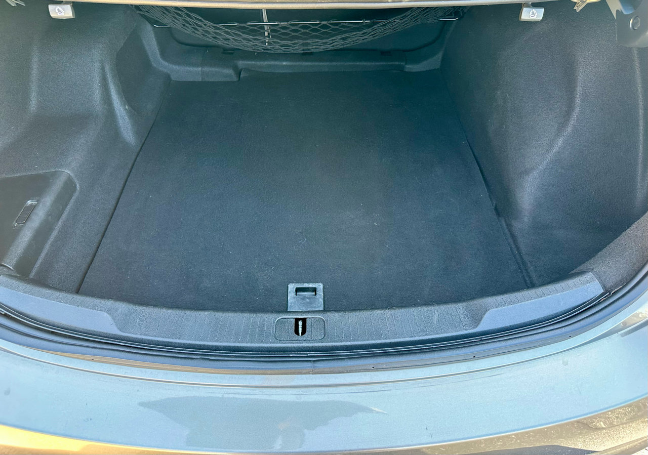 Used 2017 Buick LaCrosse Essence w/ Sights and Sounds Package image 7