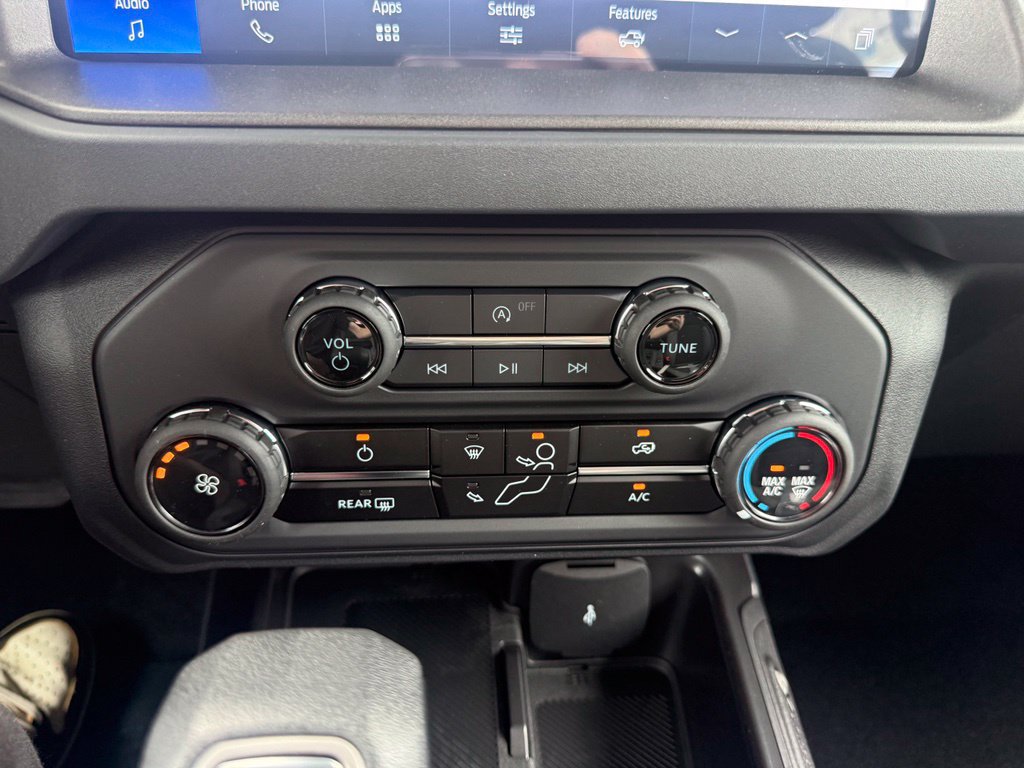 New 2026 Ford Bronco 4-Door AWD/4WD image 24