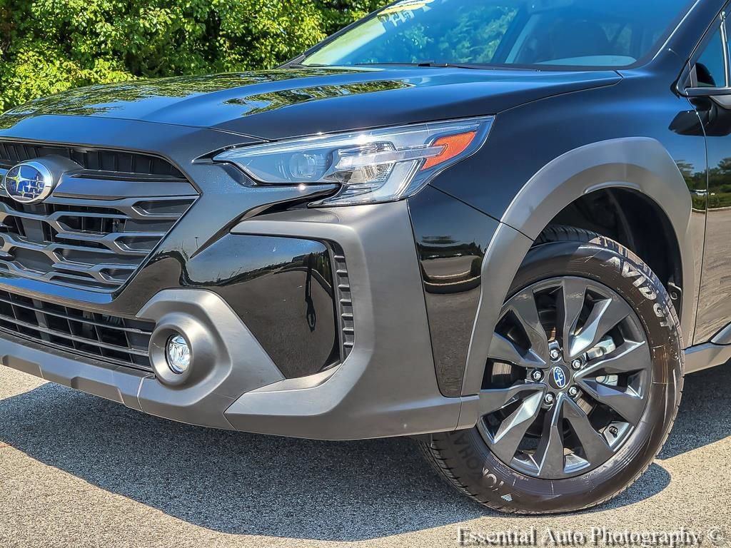 Certified 2025 Subaru Outback Onyx Edition AWD/4WD image 3