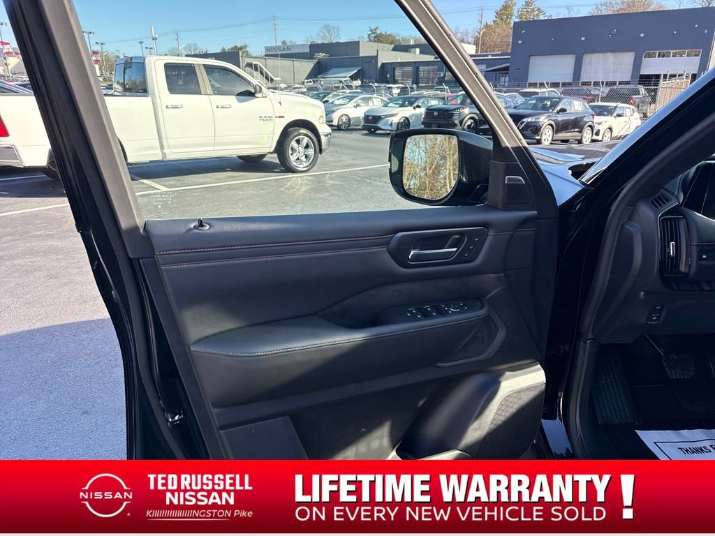 New 2026 Nissan Armada PRO-4X AWD/4WD image 10