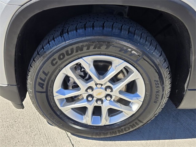 Used 2020 Chevrolet Traverse LT image 10