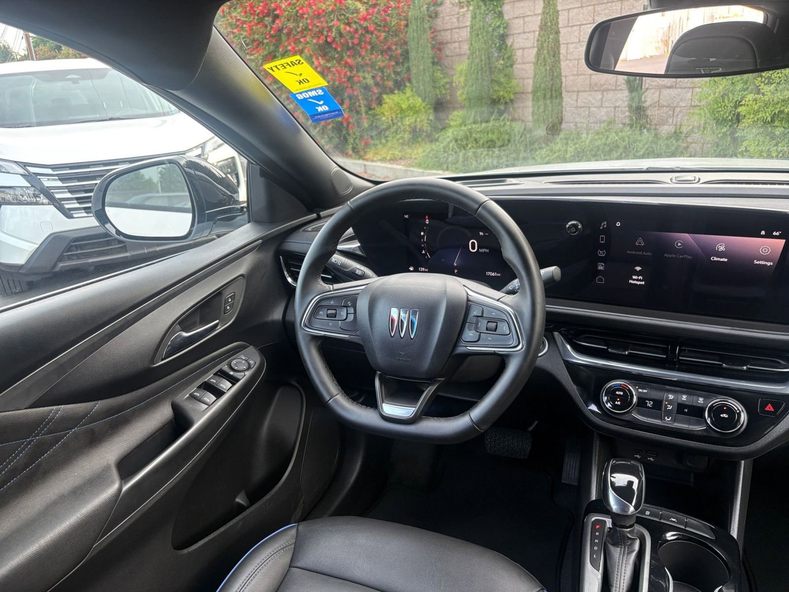 Used 2025 Buick Envista Sport Touring image 33