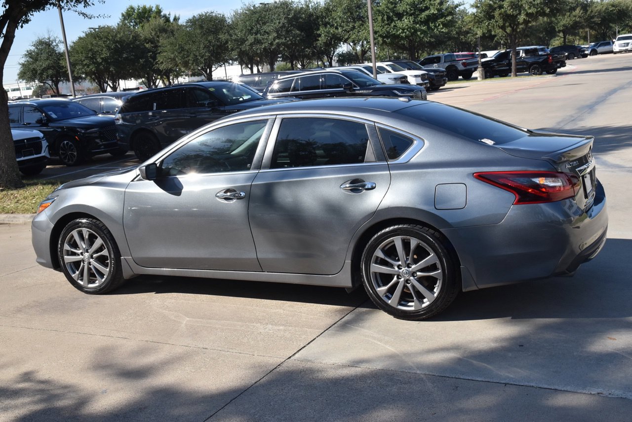 Used 2018 Nissan Altima 2.5 SR w/ SR Special Edition FWD image 11