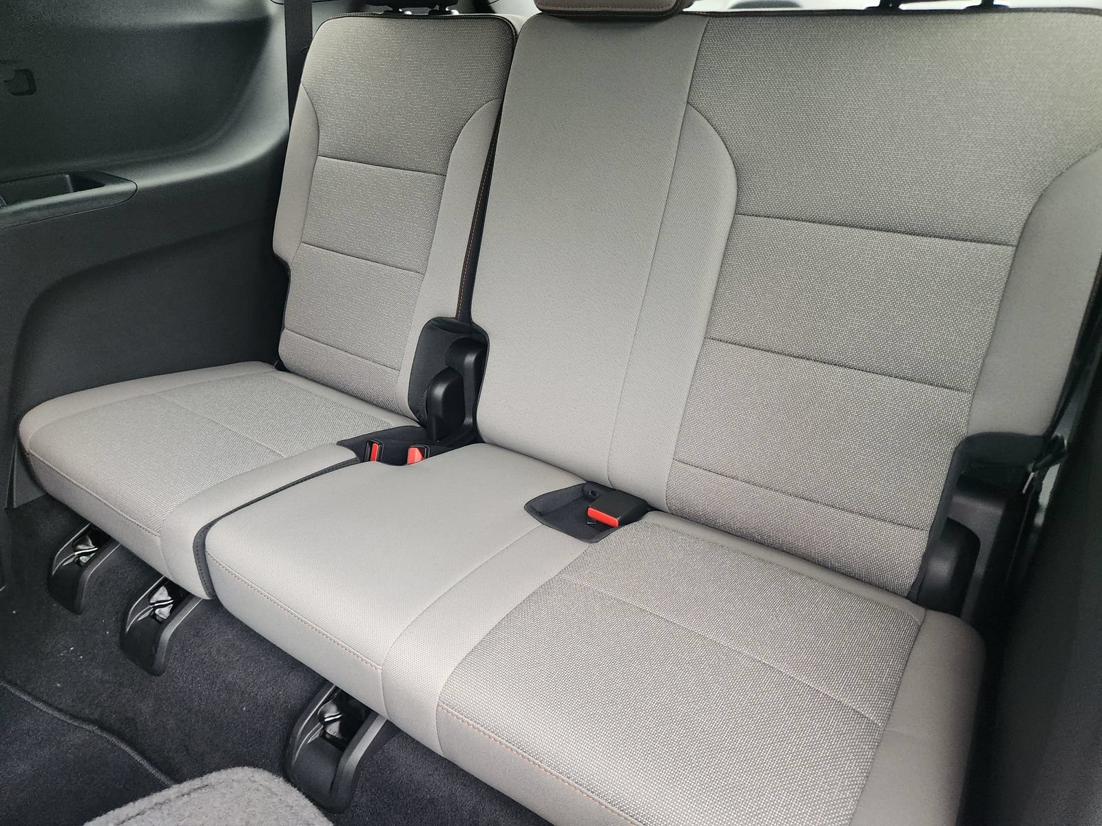 New 2026 Chevrolet Traverse LT w/ Sun and Wheel Package FWD image 25