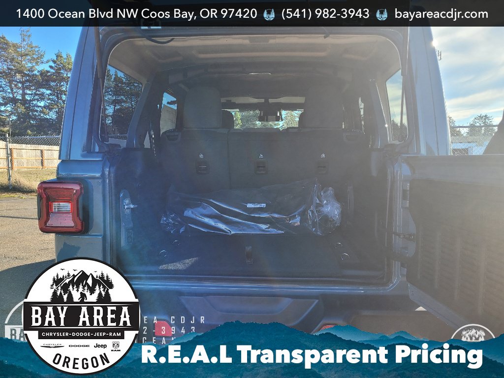 New 2026 Jeep Wrangler Unlimited Sahara w/ Safety Group AWD/4WD image 10
