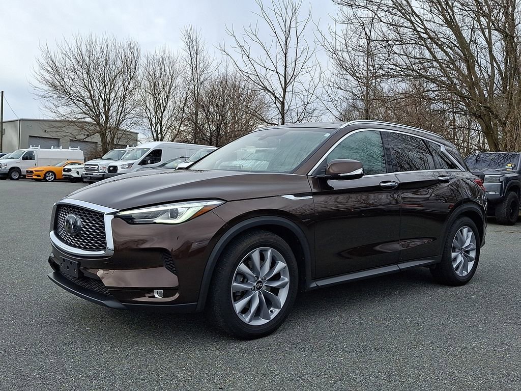 Used 2020 INFINITI QX50 Luxe w/ Navigation Package image 3
