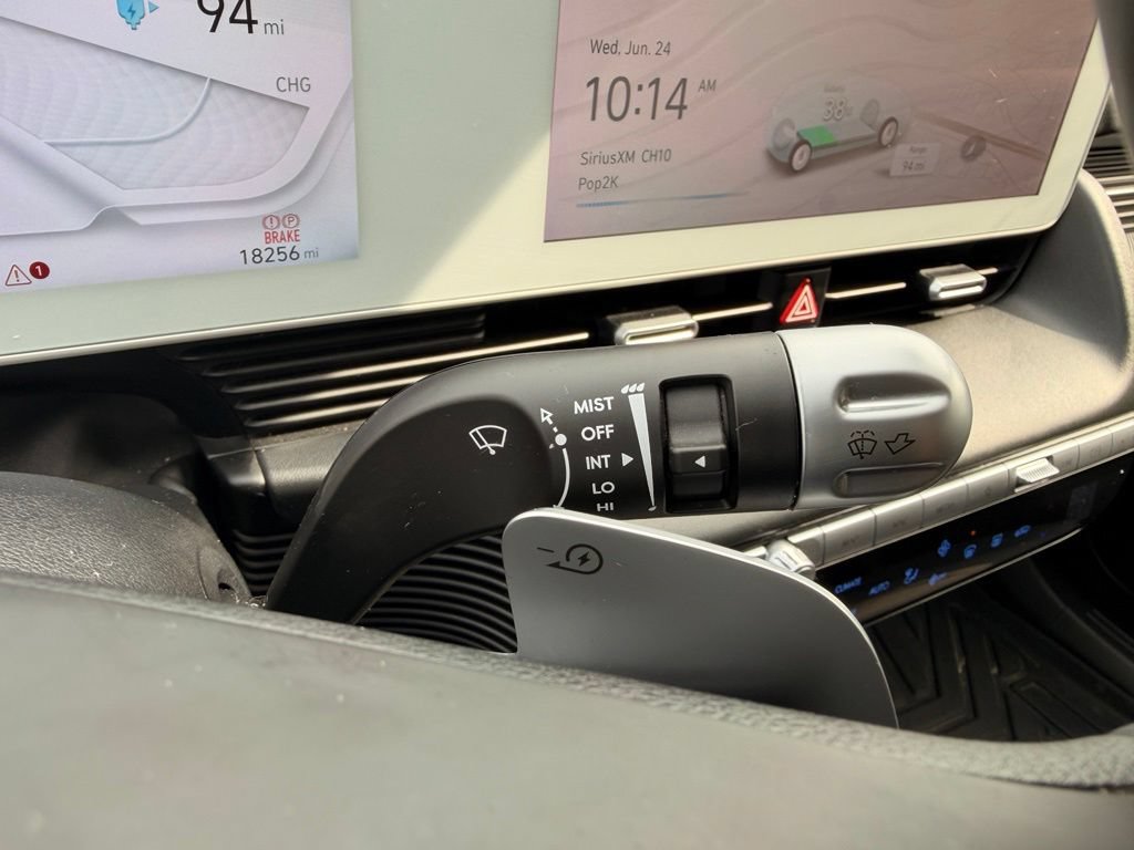 Used 2024 Hyundai Ioniq 5 SE AWD/4WD image 17