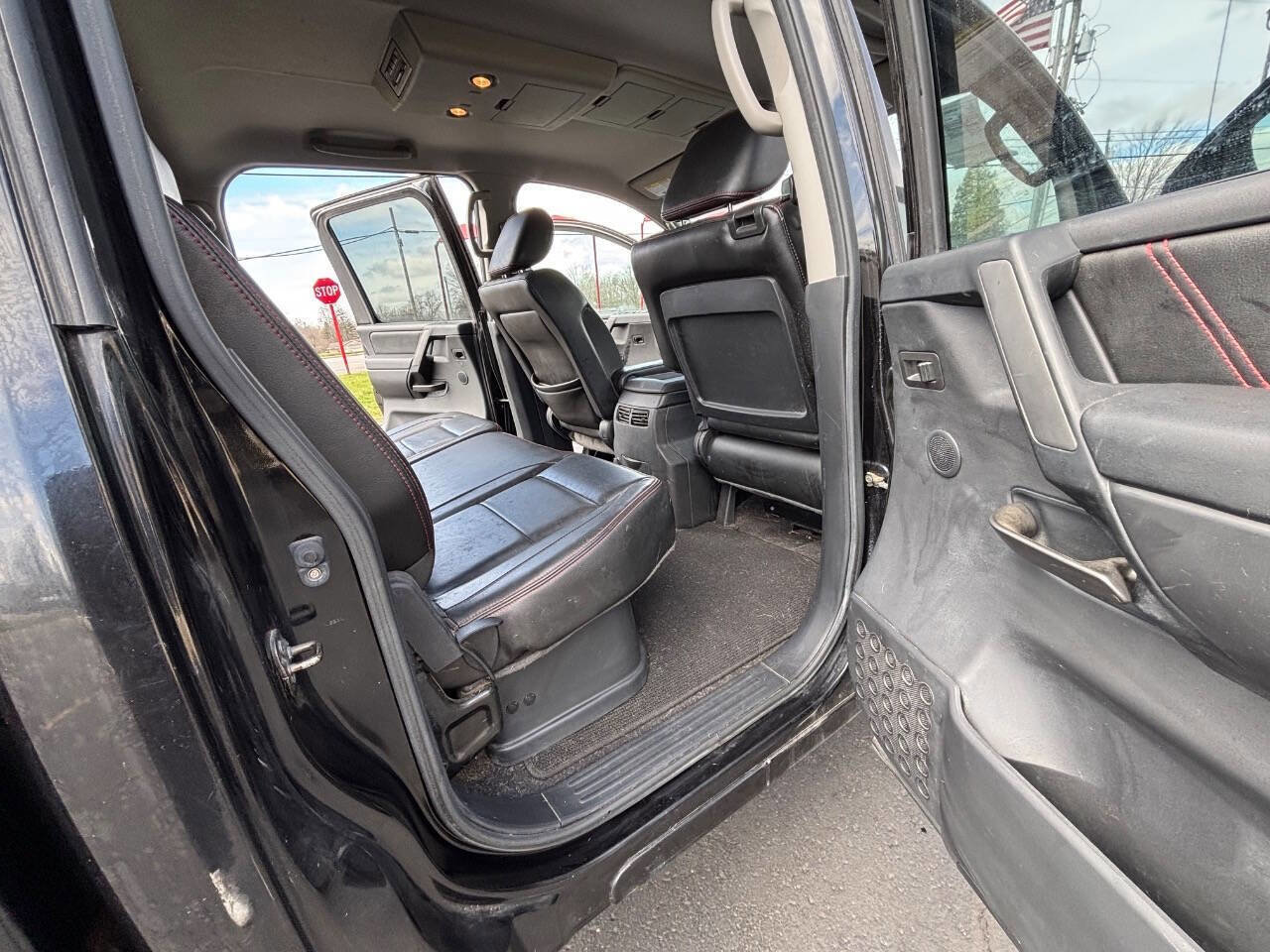 Used 2011 Nissan Titan PRO-4X w/ Pro-4x Luxury Pkg image 9