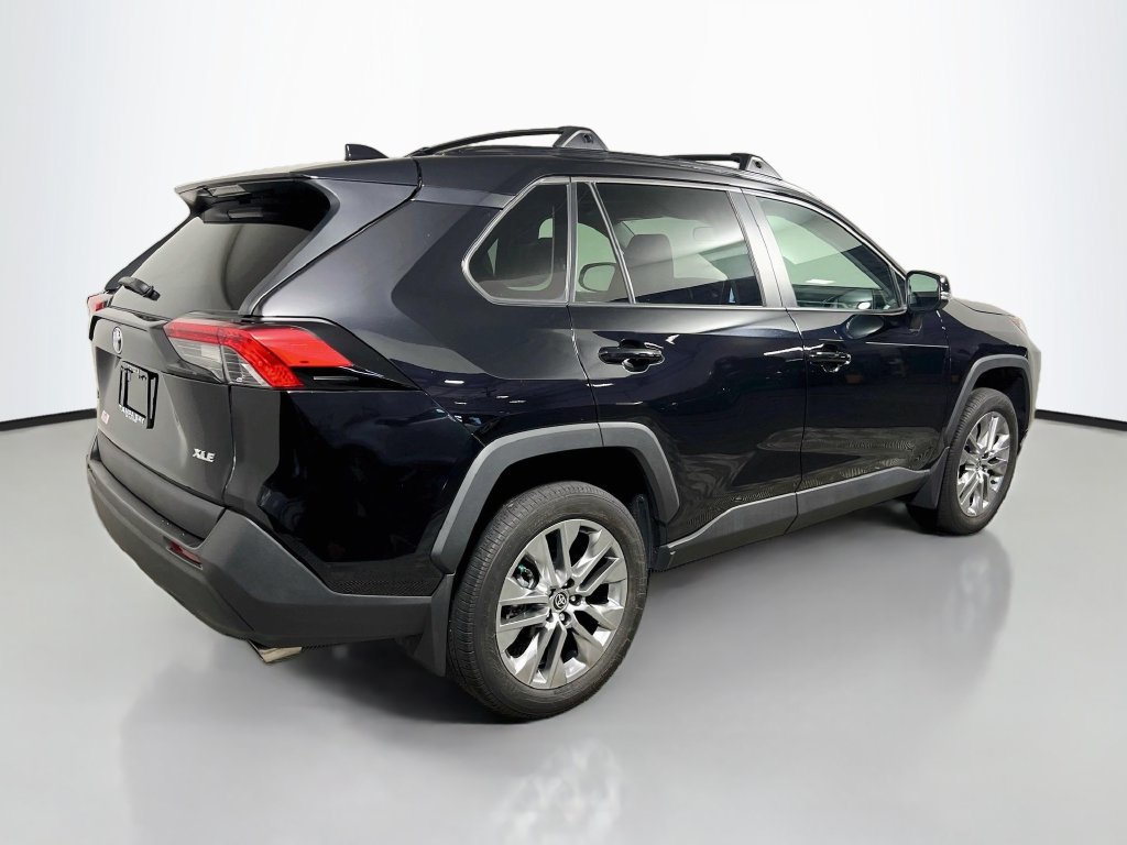 Used 2025 Toyota RAV4 XLE Premium FWD image 3