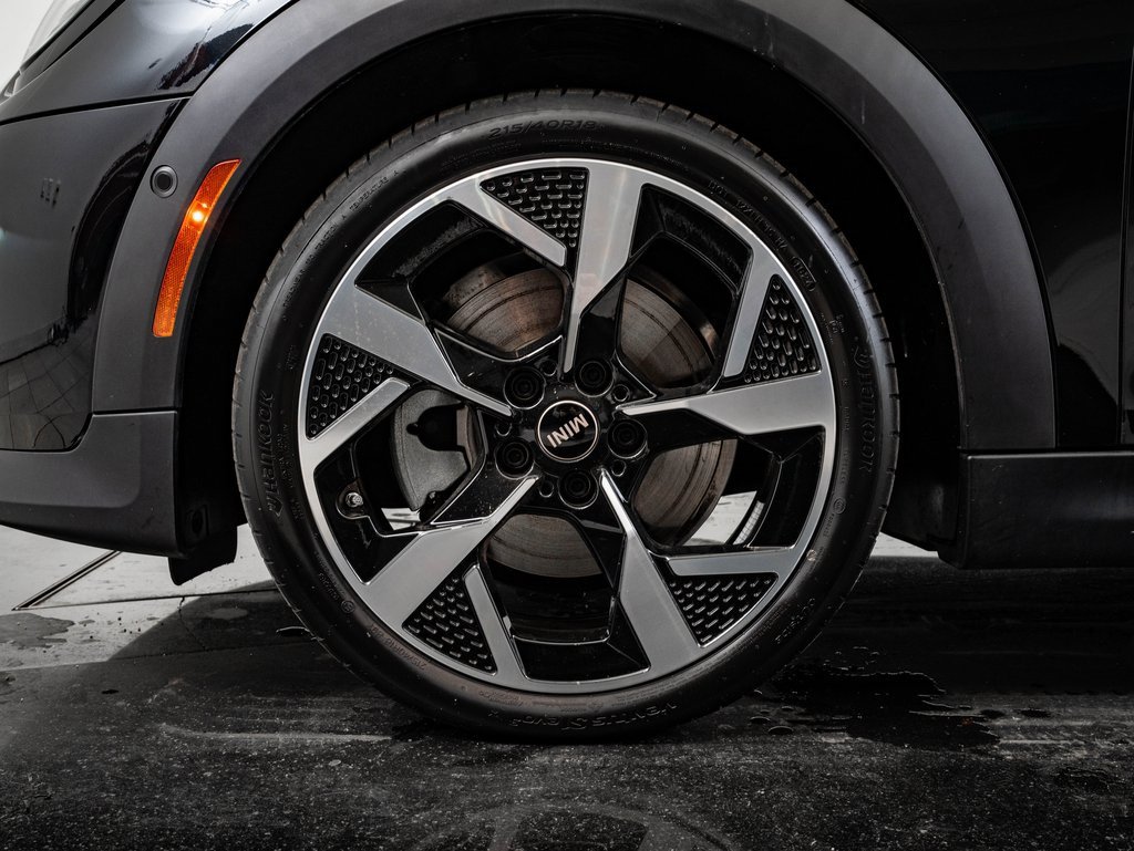 Certified 2025 MINI Cooper S image 13