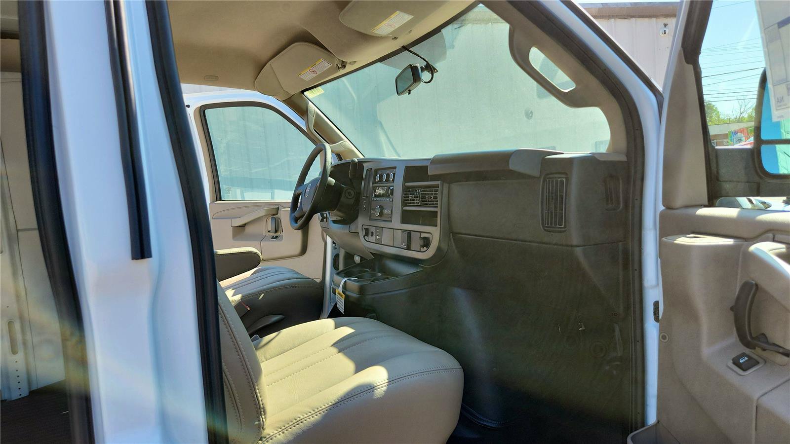New 2026 GMC Savana 2500 Extended RWD image 19