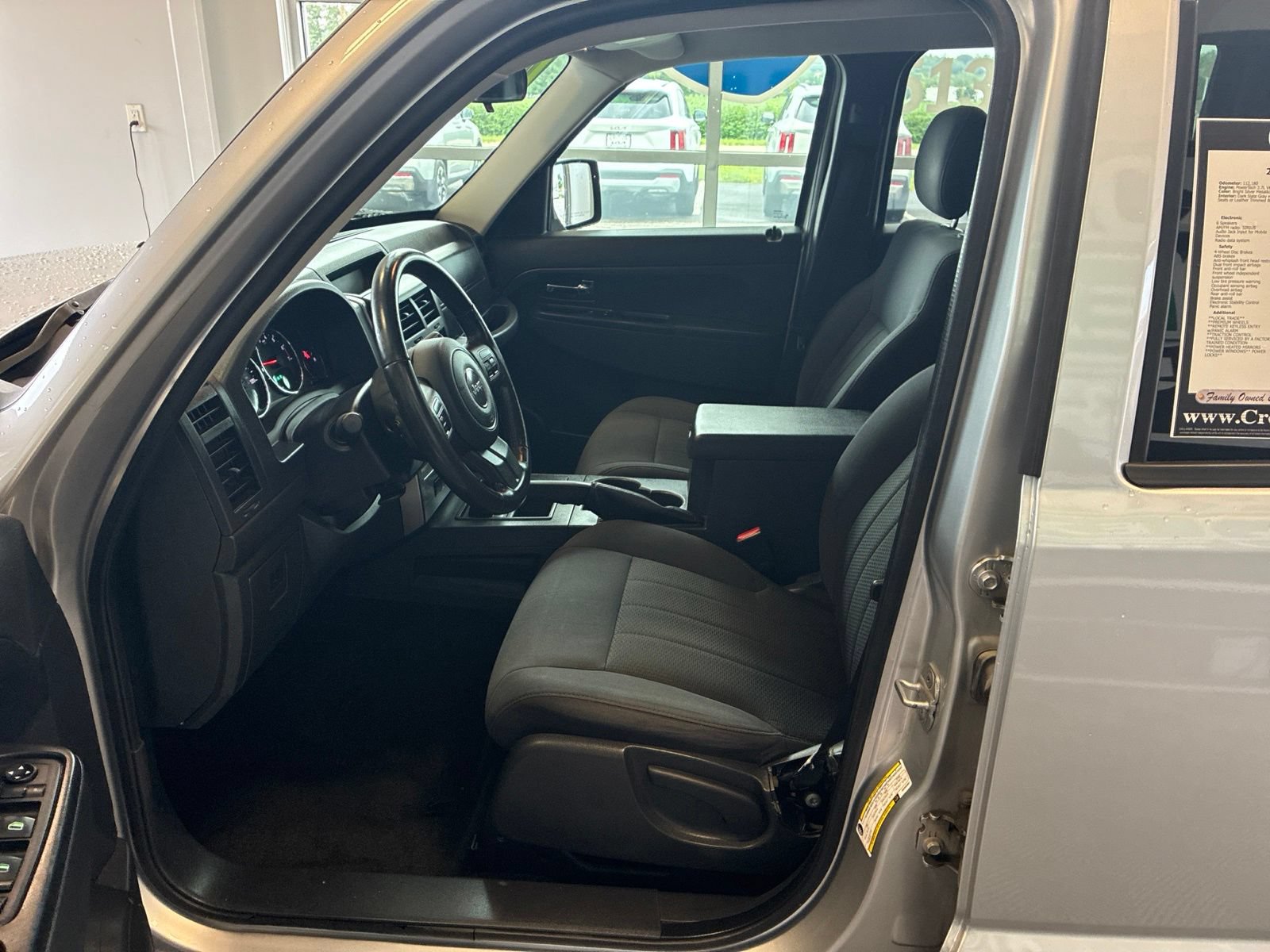 Used 2011 Jeep Liberty Sport w/ Popular Equipment Group AWD/4WD image 14