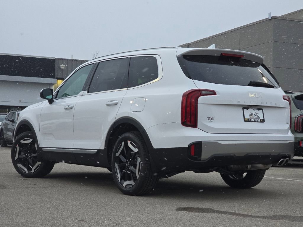 New 2025 Kia Telluride S image 14