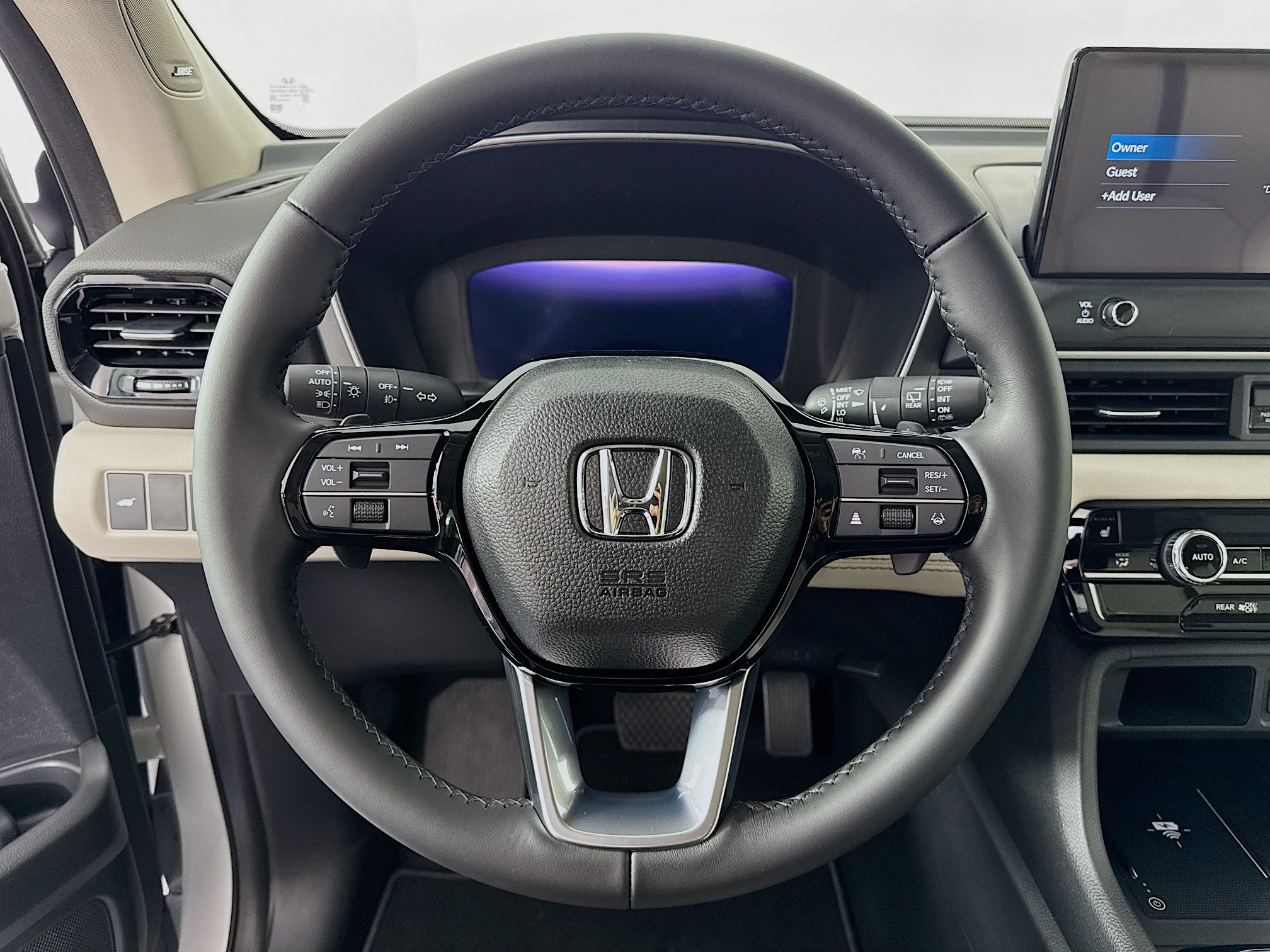 New 2026 Honda Pilot Touring image 11