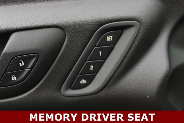 Used 2023 GMC Acadia Denali w/ Denali Technology Package image 4