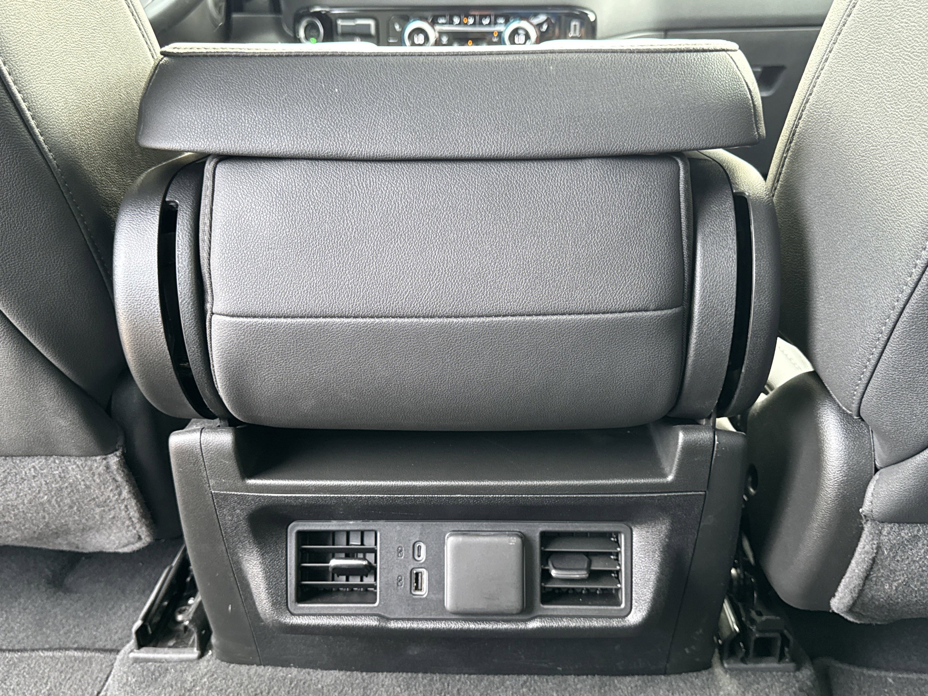 Used 2025 GMC Sierra 1500 SLT AWD/4WD image 26