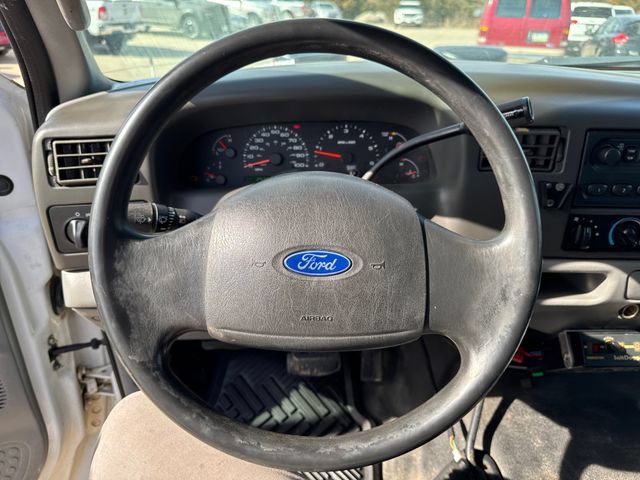 Used 2003 Ford F250 XL AWD/4WD image 14