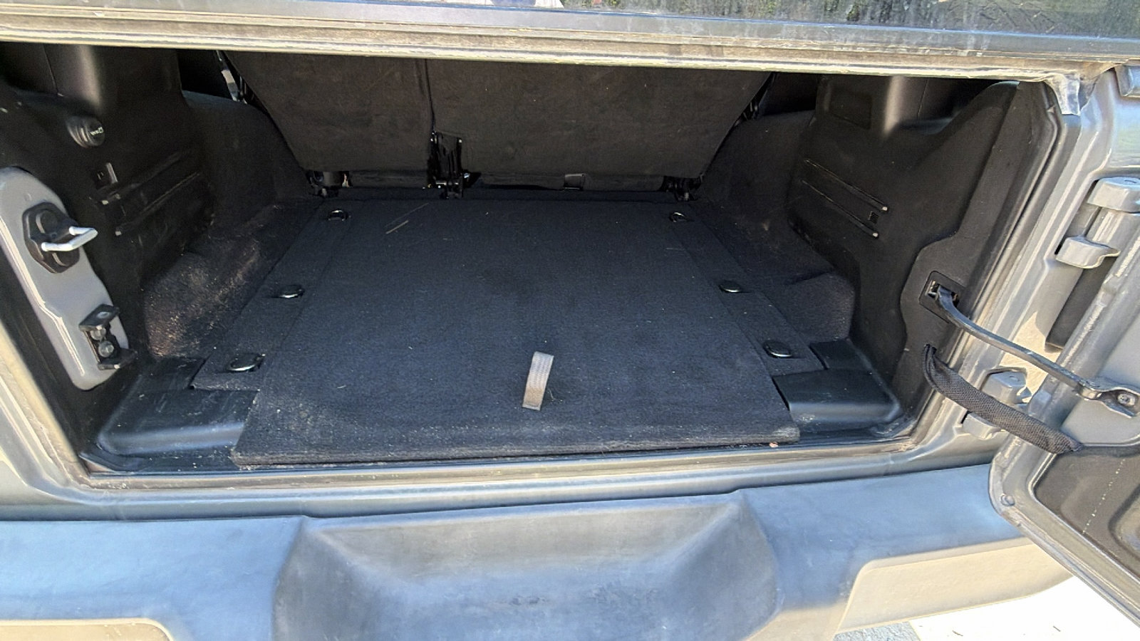 Used 2021 Jeep Wrangler Unlimited Sport AWD/4WD image 13