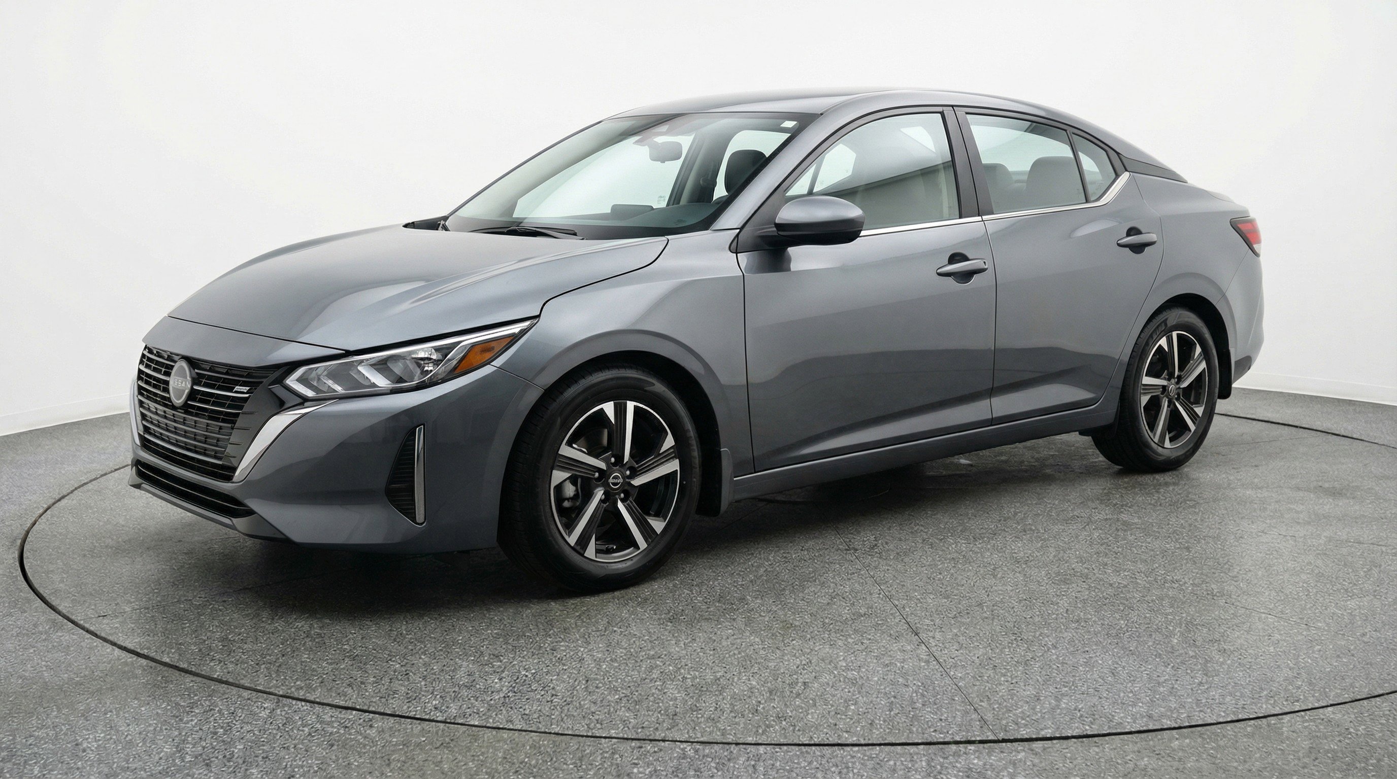 Used 2025 Nissan Sentra SV FWD image 3