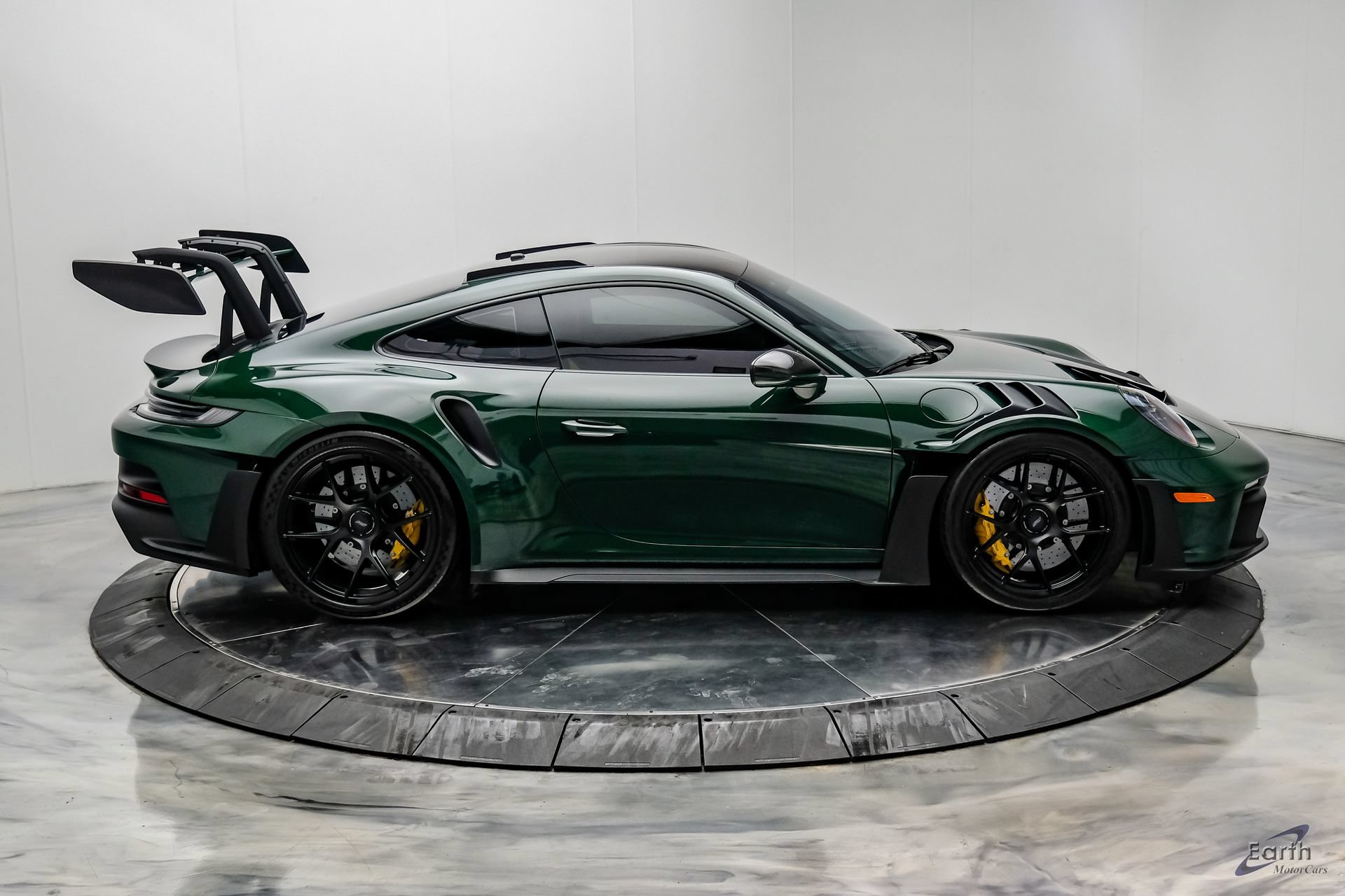 Used 2025 Porsche 911 GT3 RS RWD image 28