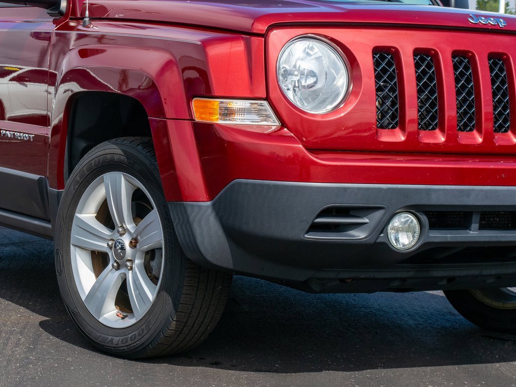 Used 2015 Jeep Patriot Latitude image 12